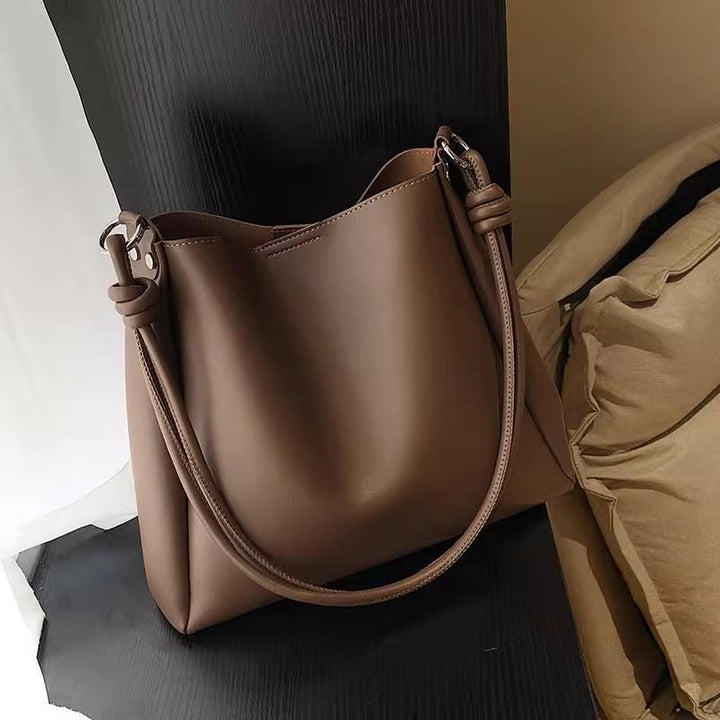 Premium Leder Slouchy Tote Karnz