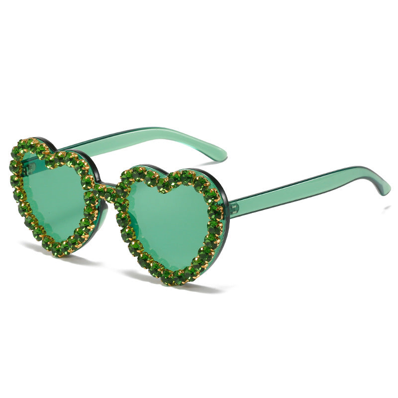 Herzförmige Glamour Sonnenbrille Karnz