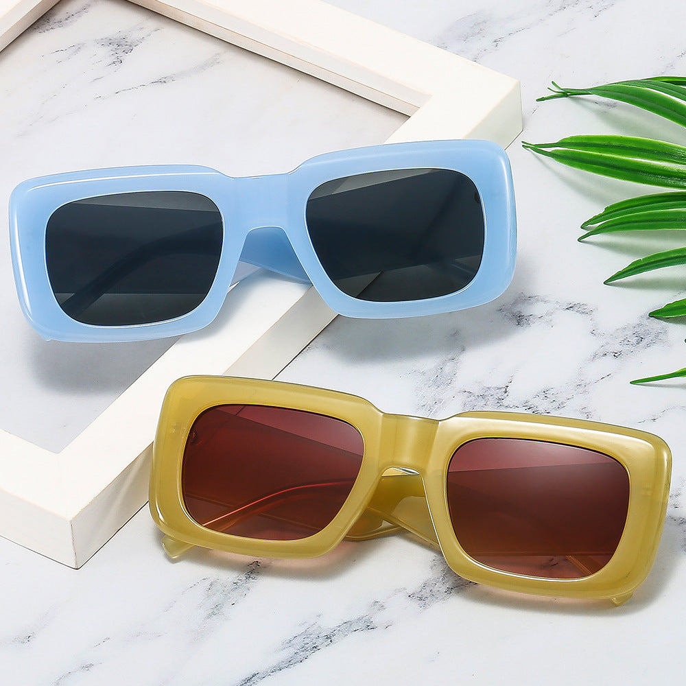 Damen oversized Sonnenbrille mit quadratischem Rahmen und transparentem Design Karnz