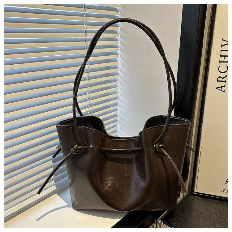 Stilvolle Ledertasche Karnz