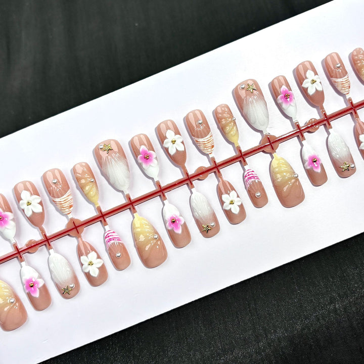 Dekoratives Blütenmotiv Nail Art Set zum Aufkleben