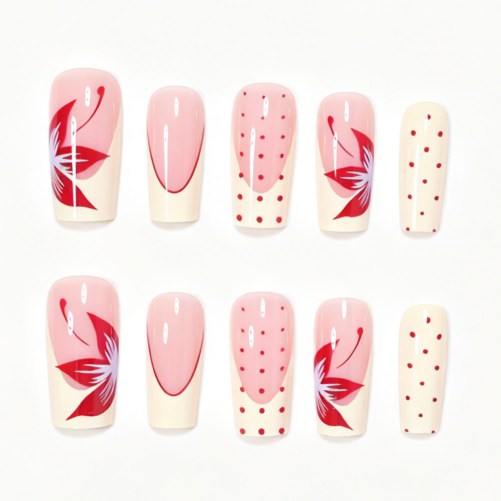 Künstlerisches Press-On-Nageldesign Karnz