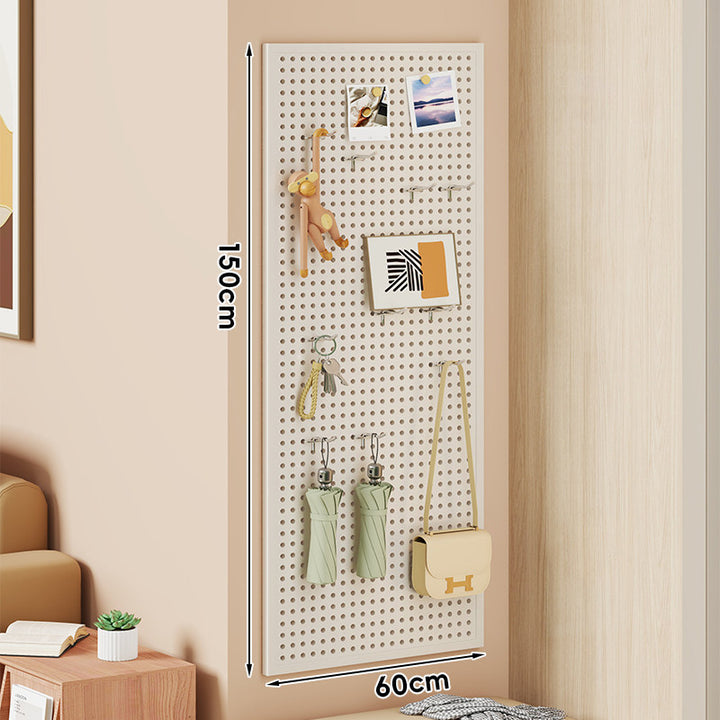 Wandmontiertes Lochplatten-Organisationspaneel mit modularen Haken