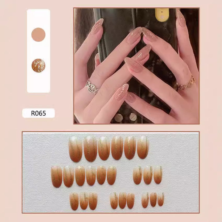 Funken-Almond-förmige Press-On Nagelspitzen