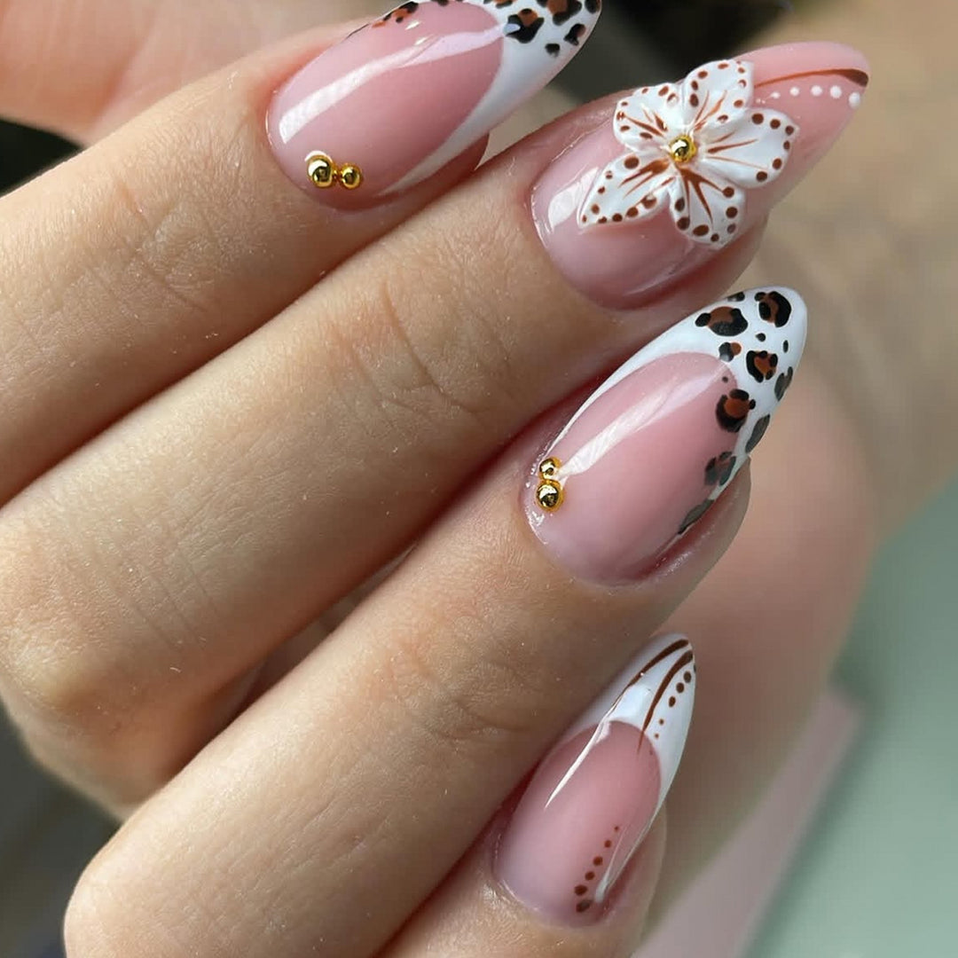 Künstlerische Blumen Acryl Nail Art Karnz