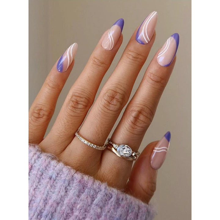 Künstlerische Lange Stiletto Nagelverlängerungen Karnz