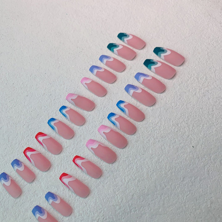 Künstlerische Verlauf-Nagelerweiterungen
