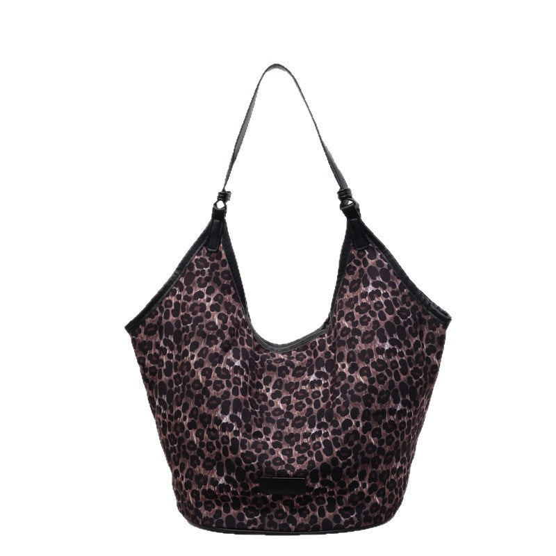 Lässige Leopardenmuster Hobo-Tasche Karnz