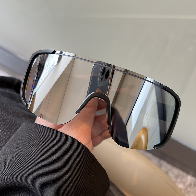 Damen sportliche visierähnliche Sonnenbrille Karnz