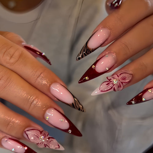 Dekorative Nagelkunst Karnz