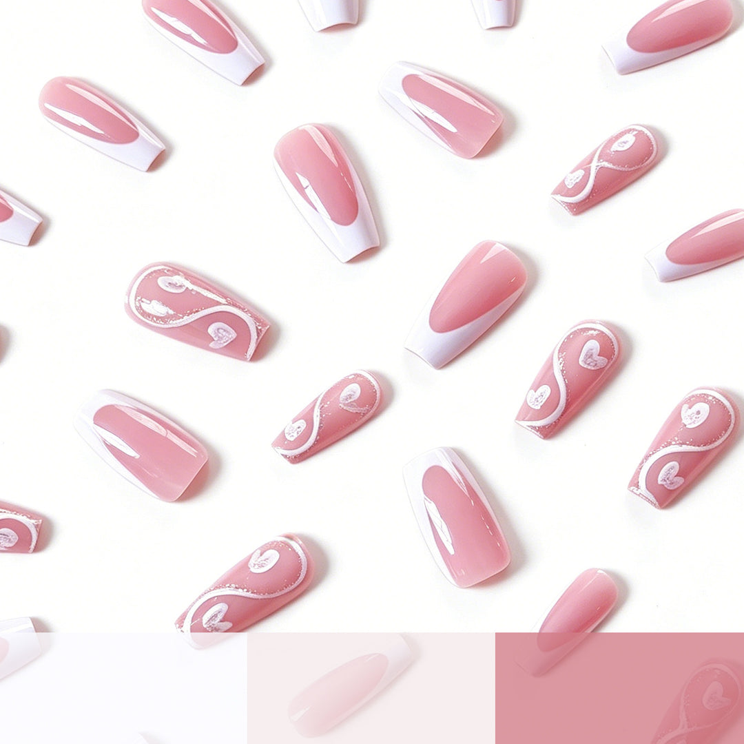 Artistische Herz-inspirierte Nagelverschönerungen Karnz