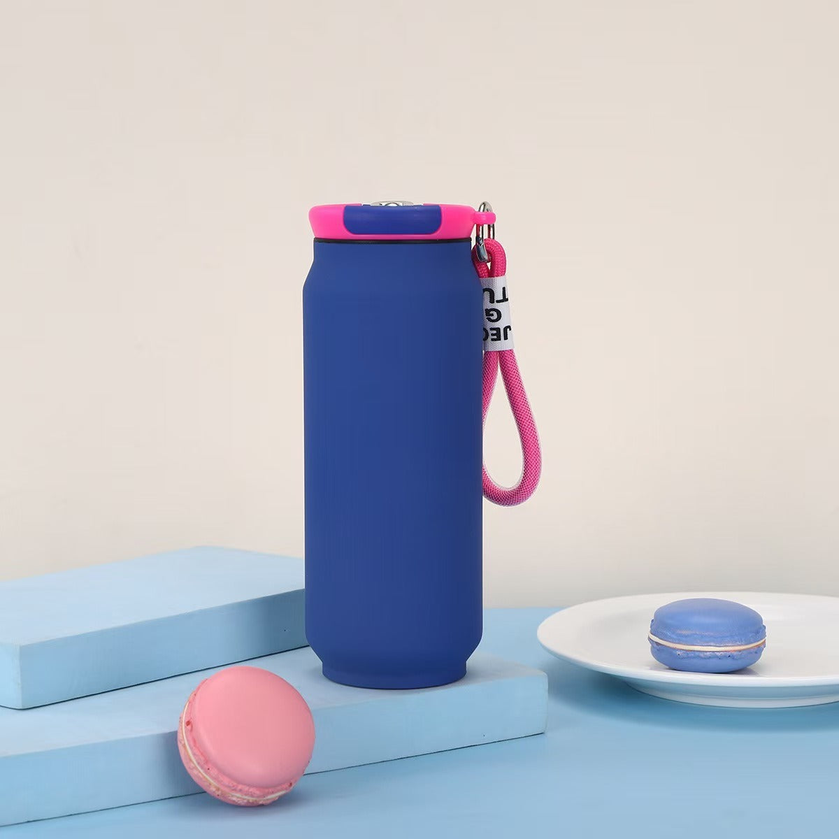 Damen isolierte Wasserflasche mit praktischem Tragegriff Karnz