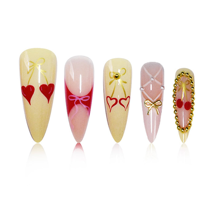 Trendige Nagelkunst Karnz