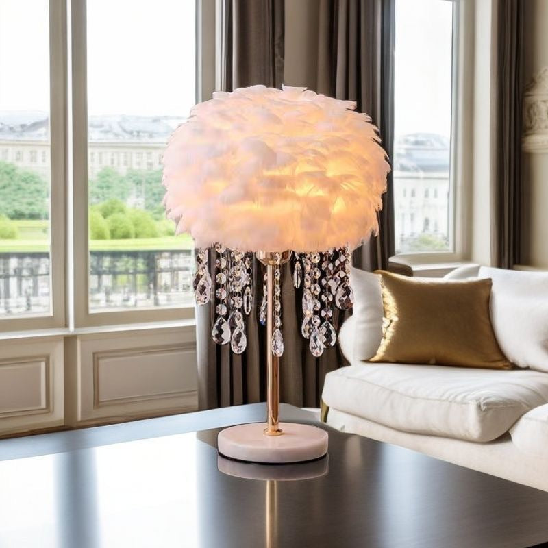 Federlampe mit Kristallakzenten