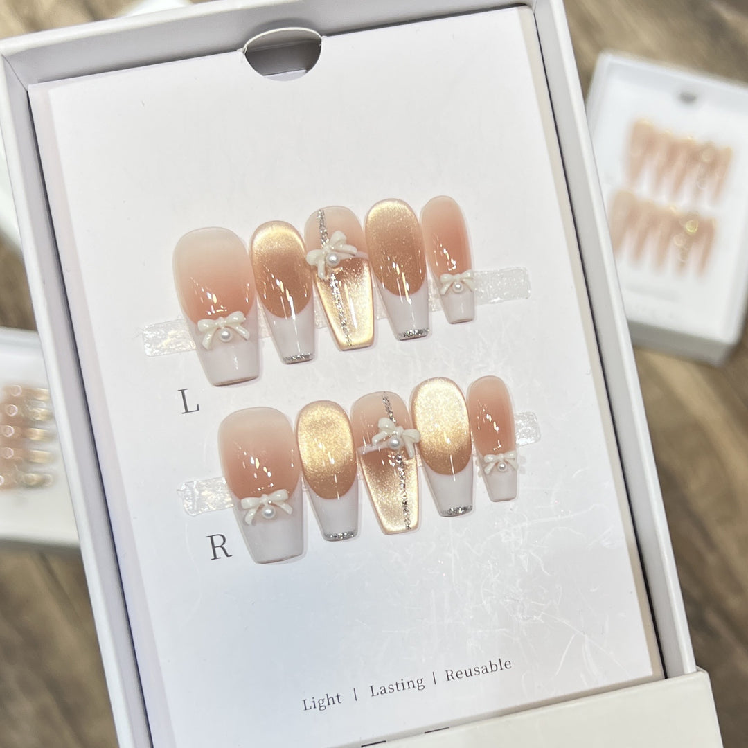 Elegantes wiederverwendbares Press-On-Nagelkunstset