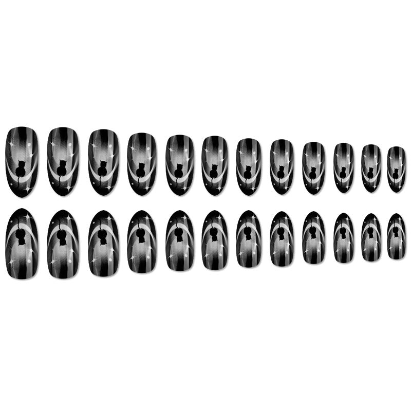 Künstlerische Press-On Nagelverlängerungen mit einzigartigem Design Karnz