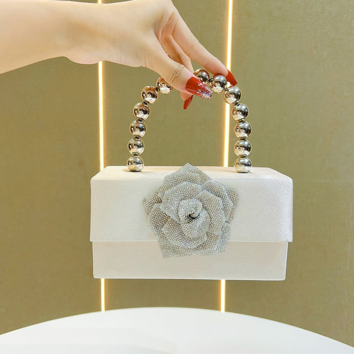 Elegante Verzierte Abend-Clutch