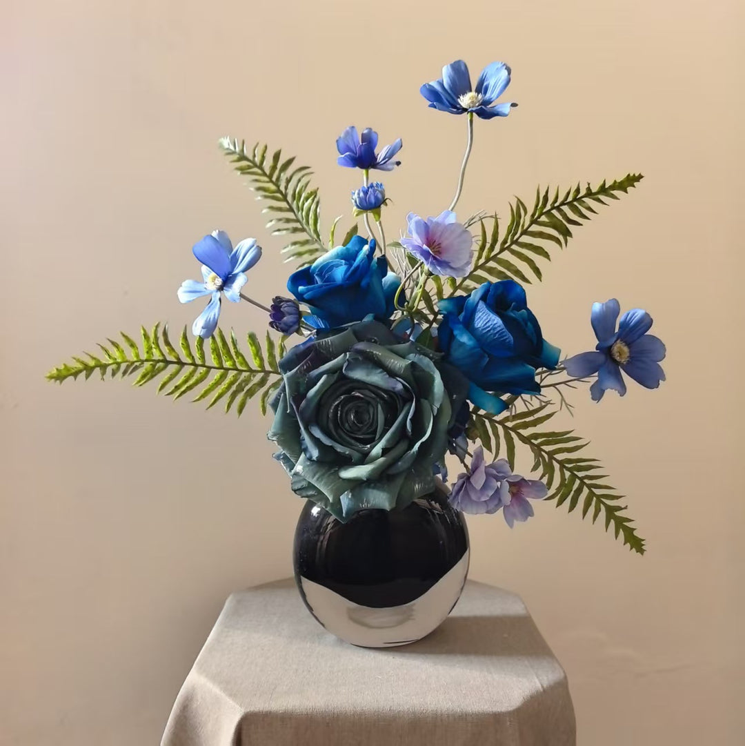 Elegante Blumenarrangement