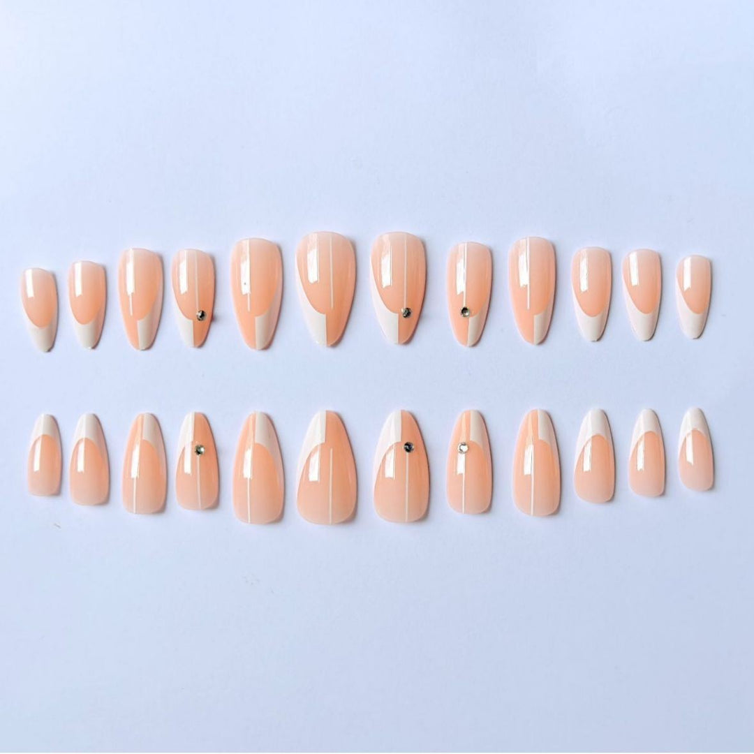 Elegantes Stiletto-Nagelkunstdesign