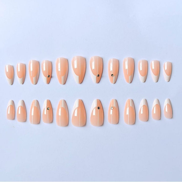 Elegantes Stiletto-Nagelkunstdesign
