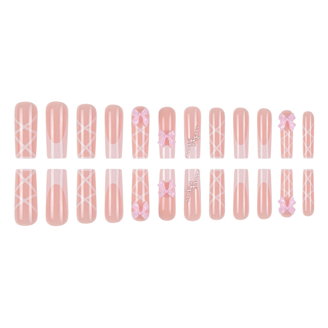 Dekorative Press-On Nagelstile Karnz