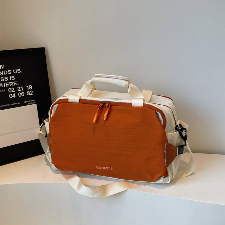 Vielseitige Reisetasche mit mehreren Taschen