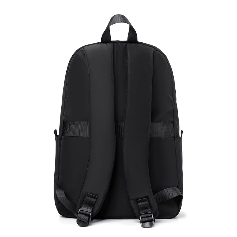 Schlanker funktionaler Rucksack Karnz