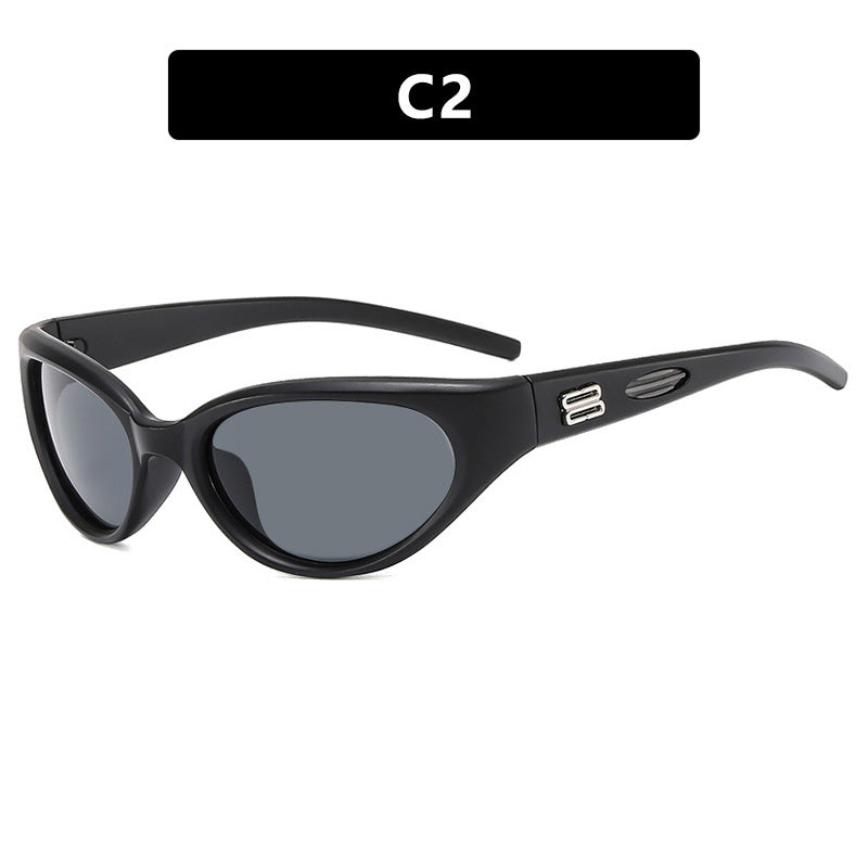 Damen extravagante Sonnenbrille mit geschwungenem Design Karnz