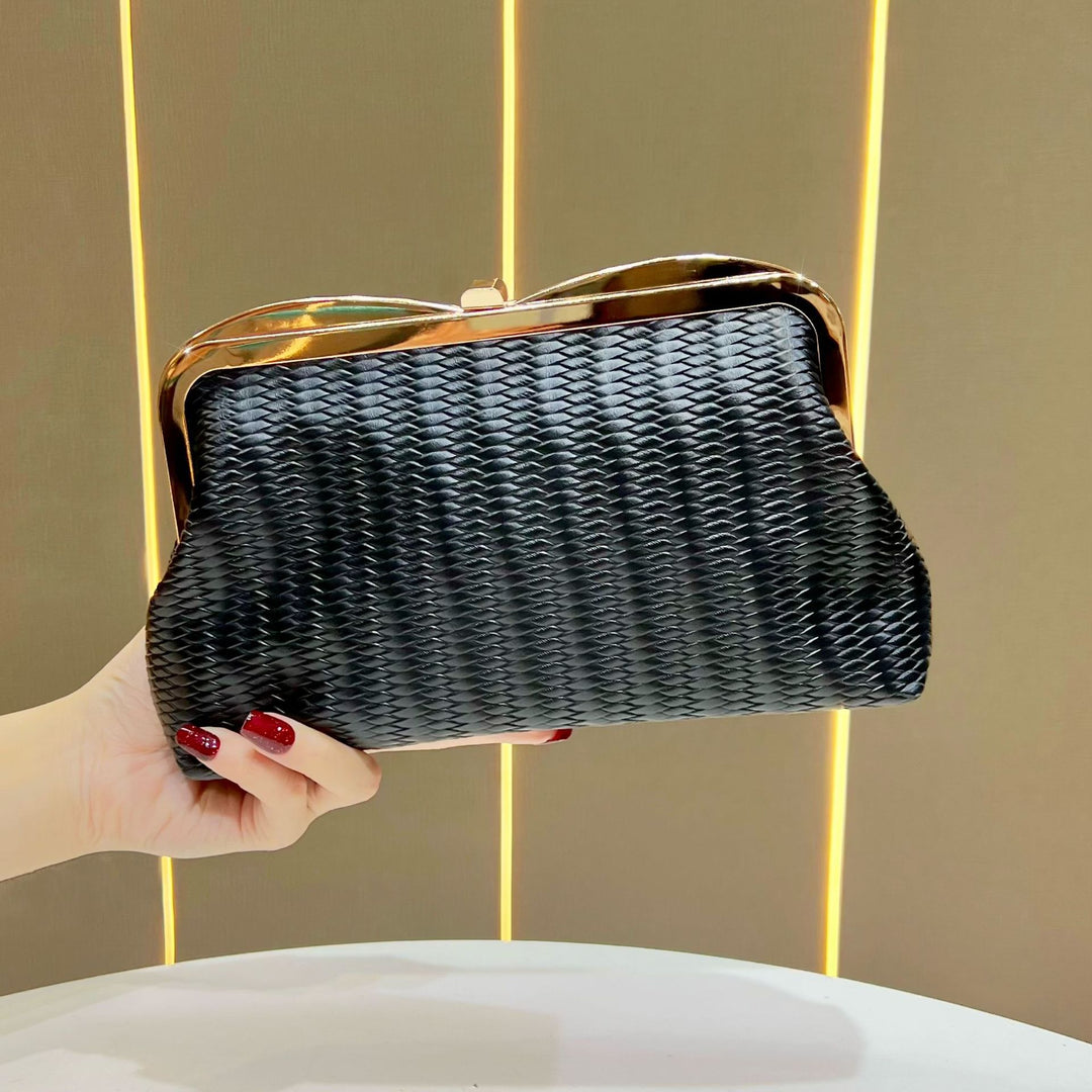 Elegante Texturierte Abendtasche
