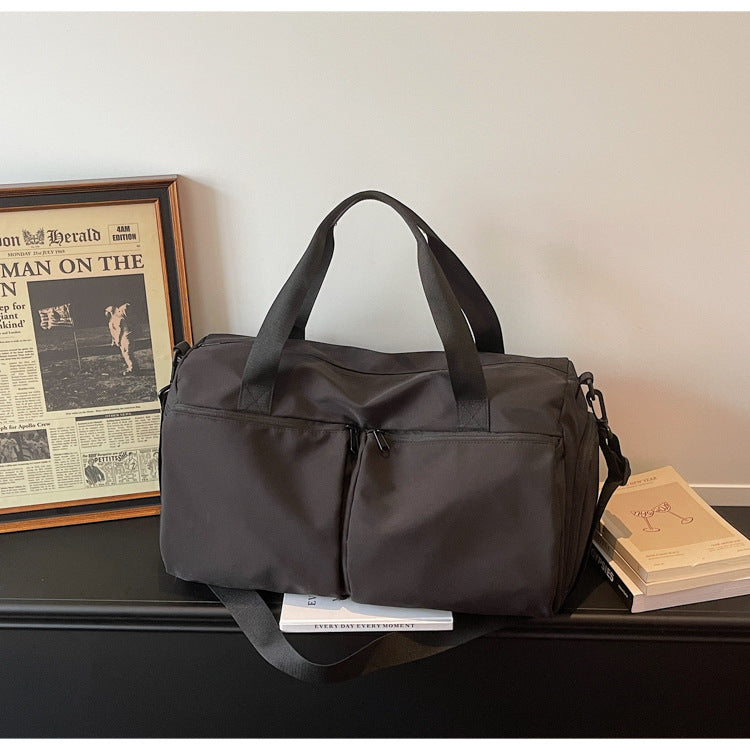 Vielseitige Reisetasche mit mehreren Stauraumfächern Karnz