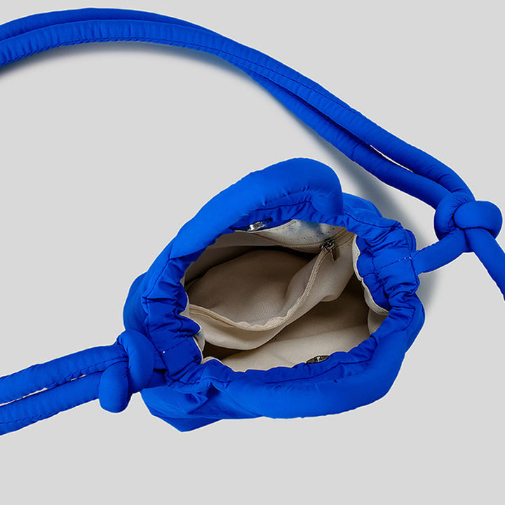 Modebewusste gepolsterte Schultertasche