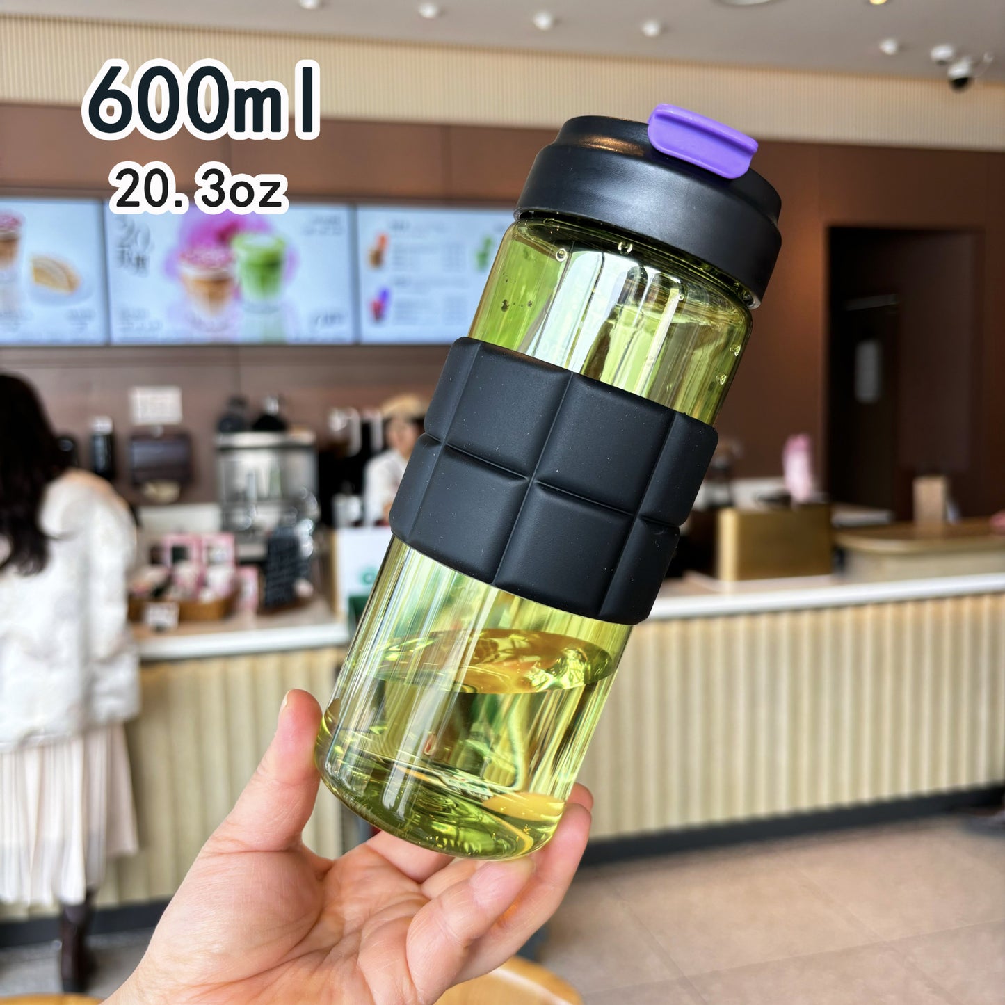 Damen transparente Trinkflasche mit rutschfester Silikonummantelung Karnz