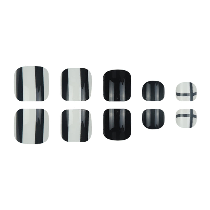 Künstlerische geometrische Nagelkunst Karnz