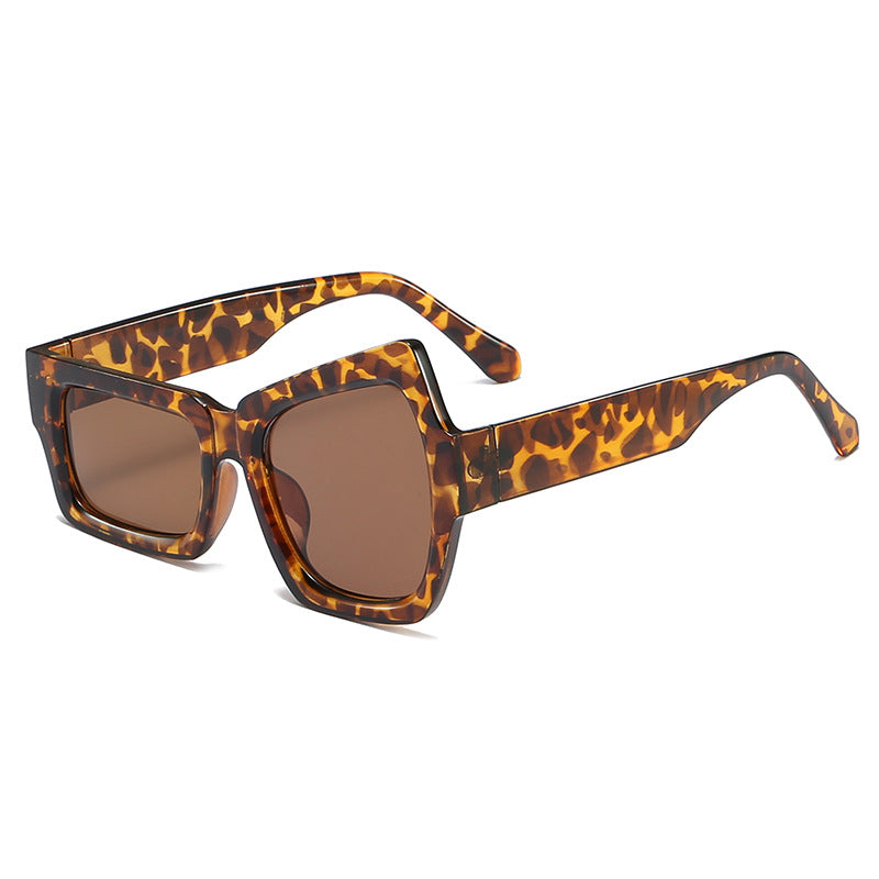 Damen quadratische Sonnenbrille mit modernem, minimalistischem Design Karnz