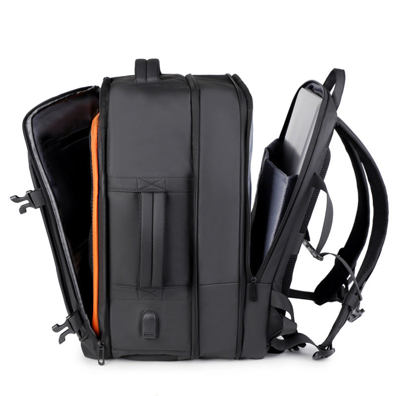 Modular erweiterbarer Reiserucksack Karnz