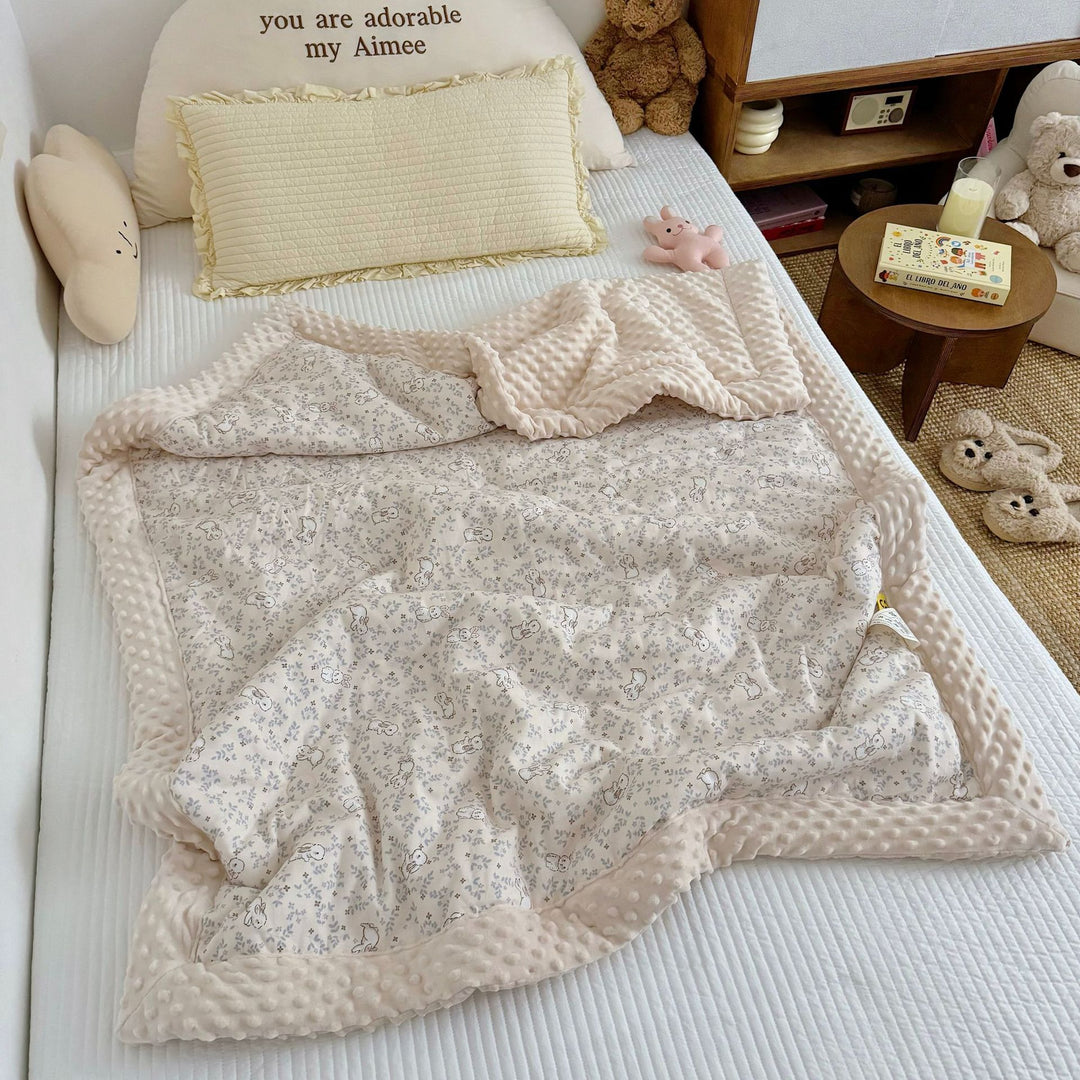 Wendbare Minky Dot Plüsch Babydecke