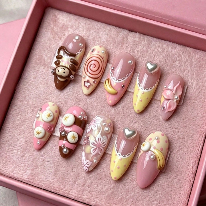 Künstlerisches, schokoladeninspiriertes Aufkleben-Nagelset Karnz