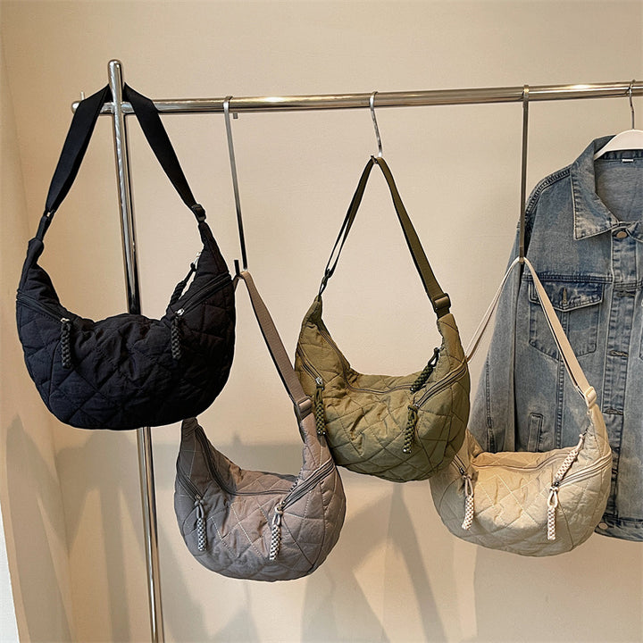 Gepolsterte weiche Stoff Hobo-Handtasche Karnz