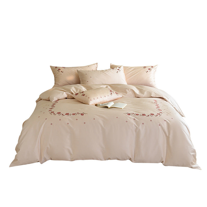 Luxuriöses Satin-Bettbezug-Set mit besticktem Rosenranken