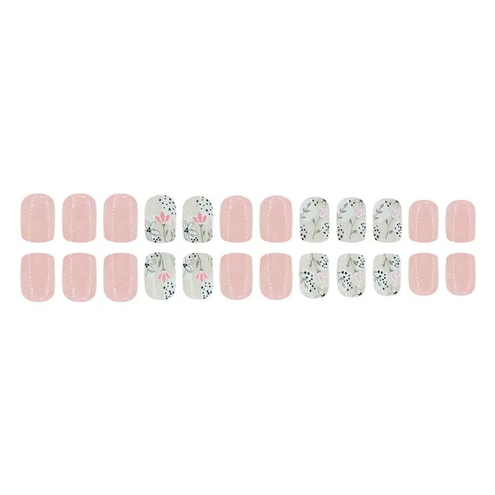 Kunstnagelset mit floralen Designs und elegantem Finish Karnz