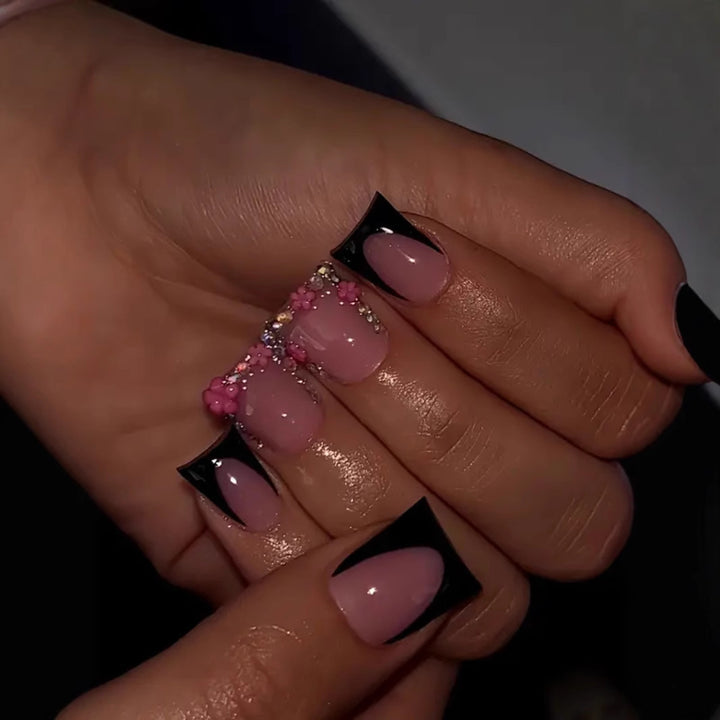 Glamouröse Stiletto-Nagelkunstverlängerungen Karnz