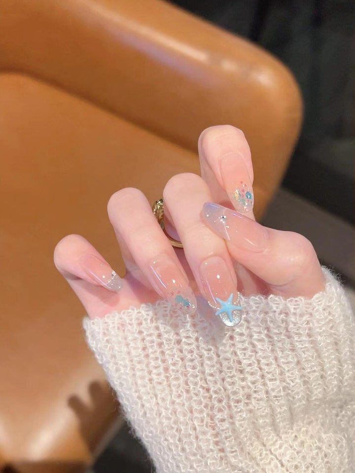 Künstlerische 3D Nagelkunstverlängerungen