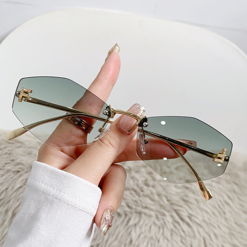 Damen Designer-Sonnenbrille mit innovativem sechseckigem Rahmen Karnz
