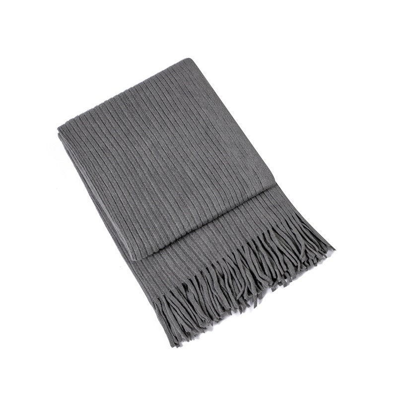Gemütliche gestrickte Wurfdecke