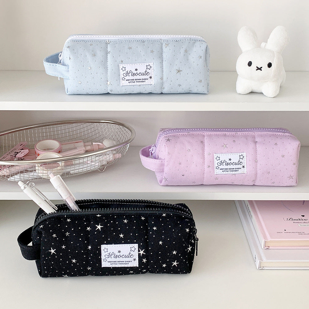 Stylisches mit Sternen verziertes Etui