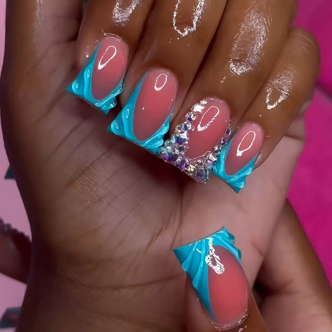 Stylische 3D Nail Art Extensions Karnz