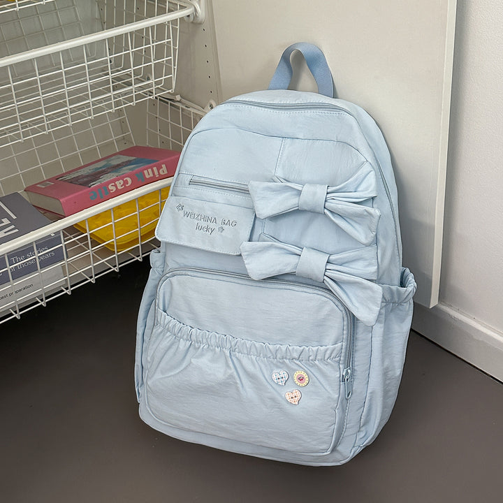 Stylischer Rucksack mit Bogenakzenten Karnz
