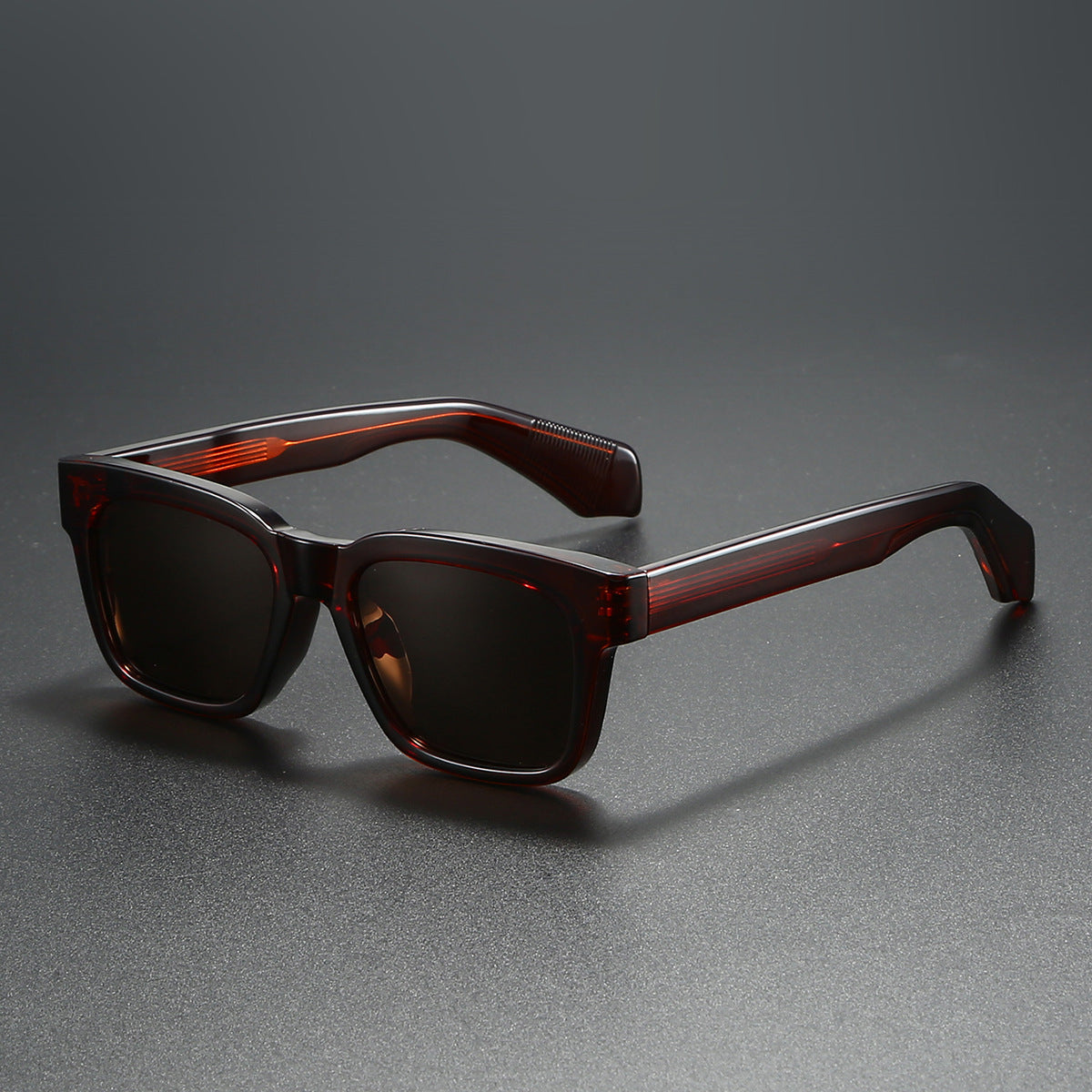 Damen quadratische Sonnenbrille mit markantem Schildpatt-Muster Karnz