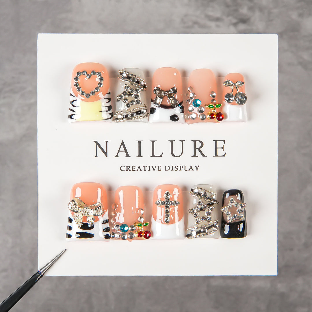 Kreative 3D Press-On Nagelkunst