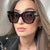 Damen stylish oversized Sonnenbrille mit luxuriösen Details Karnz